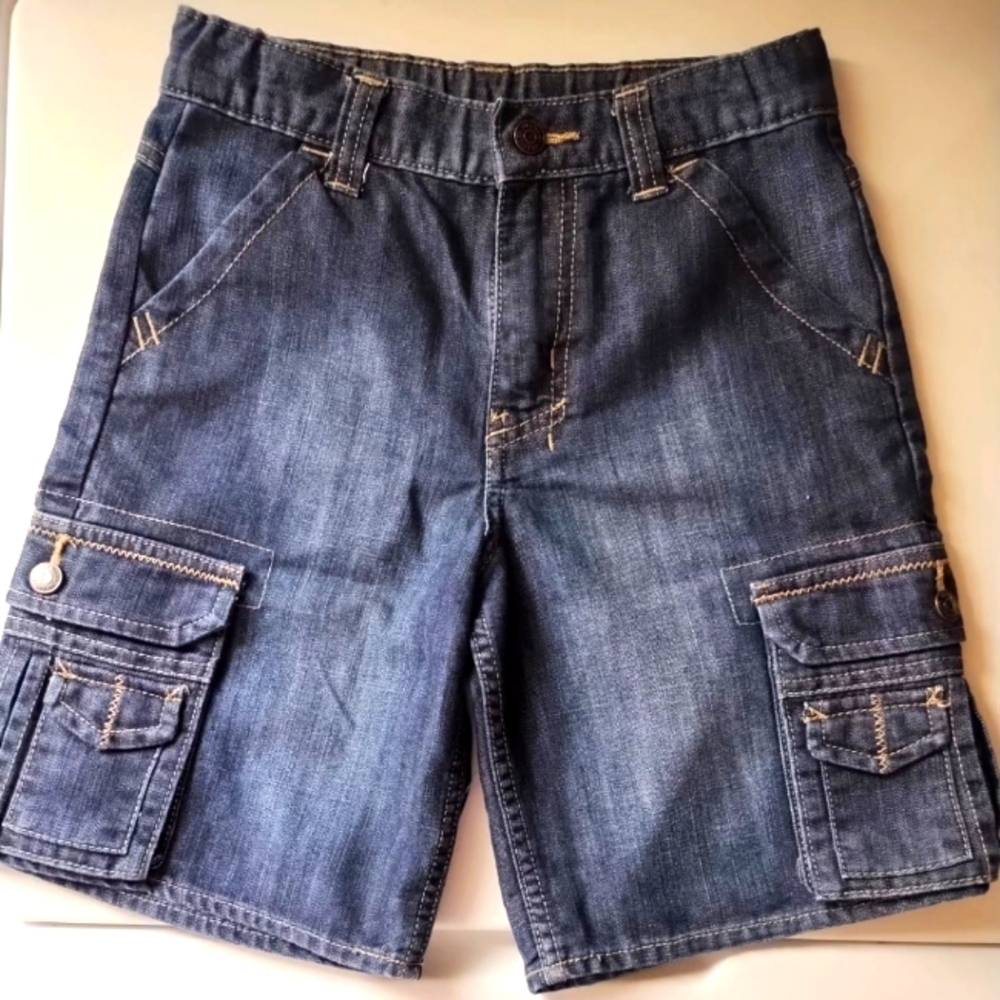 Wrangler Hero Originals Denim Cargo Shorts | 7 Reg | Dark Wash